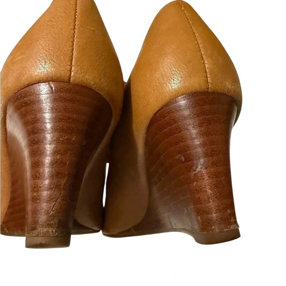 Tory Burch Brown 
Tory Burch Tan Leather Sally Peep Toe Wedge
Pumps Size 38 - Picture 6 of 10